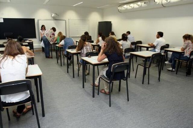 Ministério da Educação autoriza mais horas extra a professores