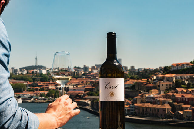 ‘Evel branco 2017’ no ‘Top 100 Best Values' da Wine Spectator