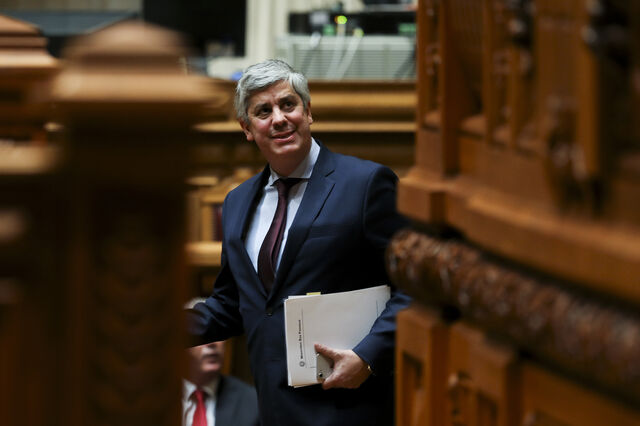 Dívida pública fecha 2018 nos 121,5% do PIB, ligeiramente acima da meta