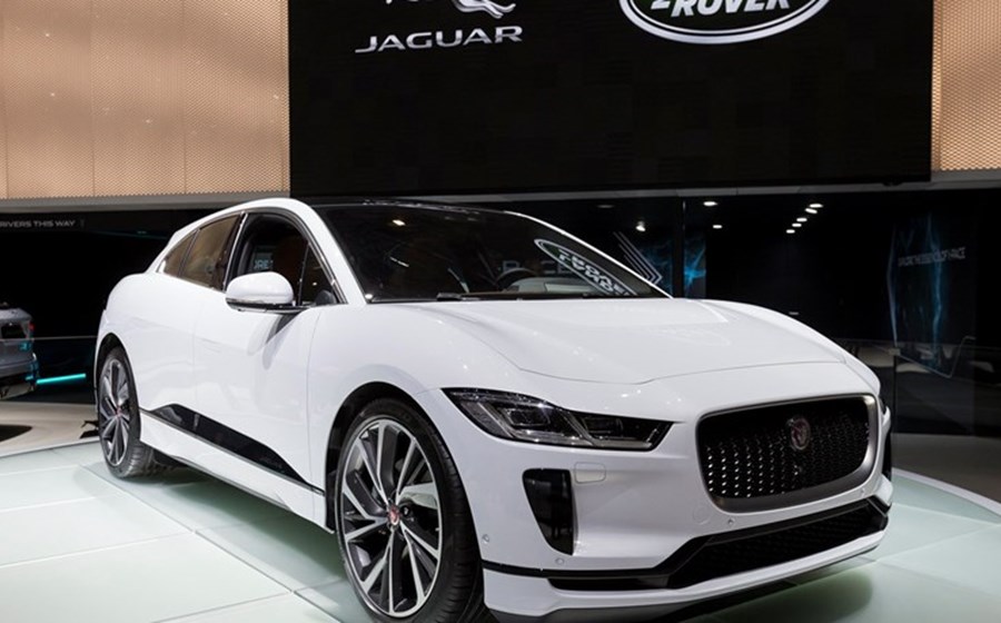 9.º Jaguar - A Jaguar vendeu nove unidades do I-Pace, o seu SUV elétrico, no primeiro mês deste ano.