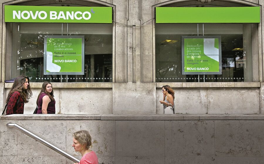 Novo  Banco foi vendido à Lone Star em outubro de 2017, que injetou mil milhões  no banco