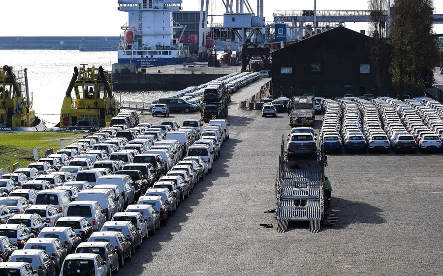 Exportações automóveis carros 