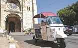 Tuk tuks em Lisboa sem lei nem roque há seis anos  