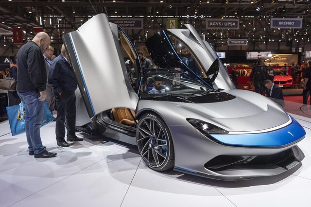 Pininfarina apresenta elétrico de 2 milhões mais rápido do que um F-16