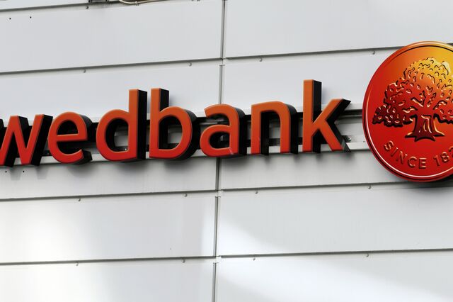 CEO do Swedbank despedida por envolvimento em lavagem de dinheiro na Estónia