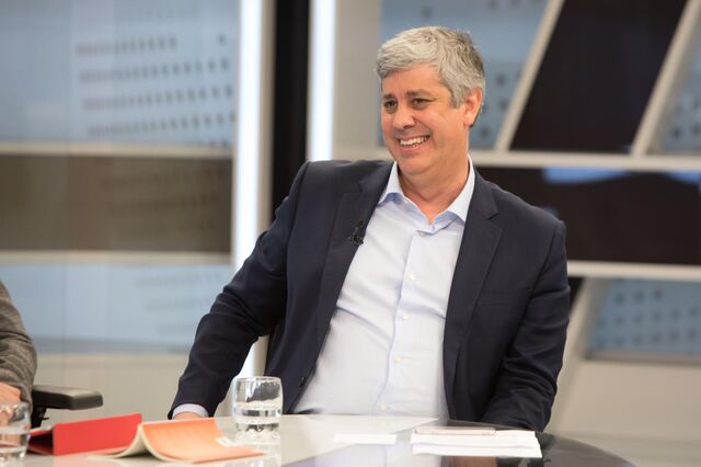 Centeno leva novo brilharete orçamental para as eleições