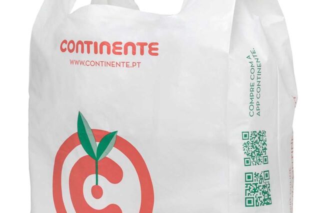 Continente é o primeiro retalhista português a assinar pacto internacional do plástico