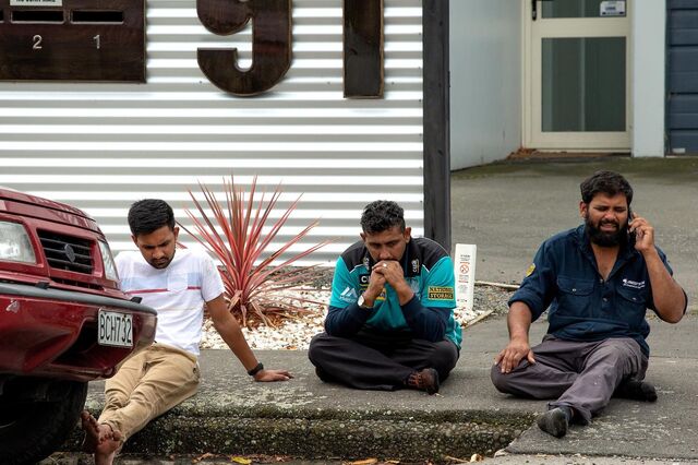Ataque terrorista a duas mesquitas na Nova Zelândia faz 40 mortos