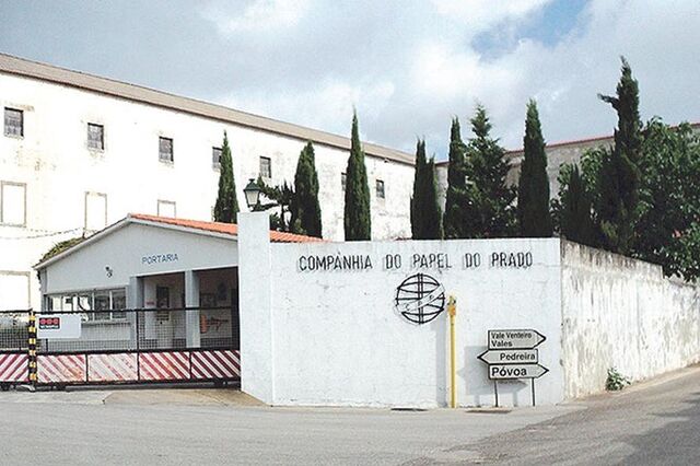Irmã da fábrica mais antiga do país faliu e só atrai sucateiros