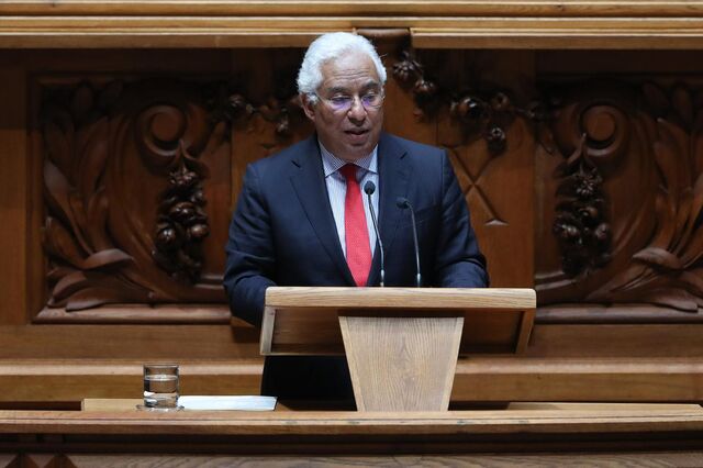 António Costa sobre sistema de transportes públicos: 'Estamos a vir do fundo dos infernos'