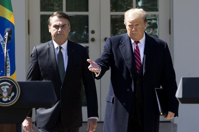 Bolsonaro diz que 'realidade do socialismo' levará à reeleição de Trump nos EUA
