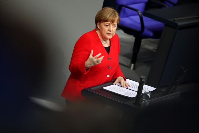 Merkel aceita pedido de May se Parlamento britânico aprovar acordo de saída na próxima semana