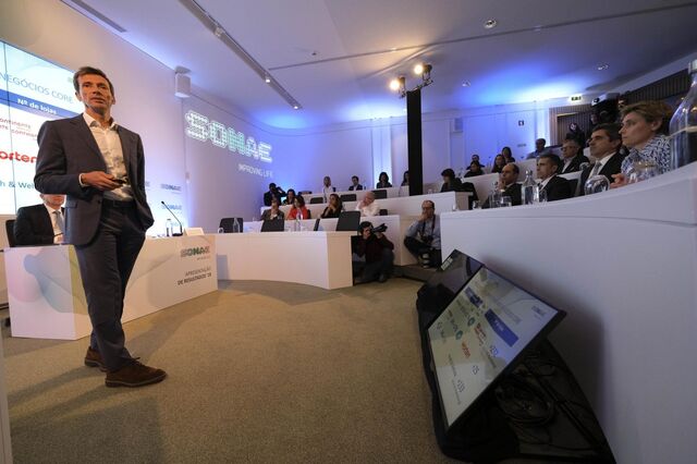 Sonae promete acabar com os plásticos no Continente e criar 1.200 empregos “verdes” 
