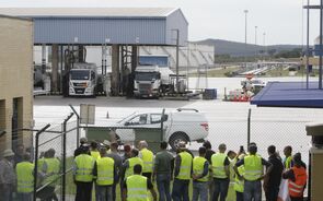 Motoristas em greve tentam impedir abastecimento de camiões-cisterna 