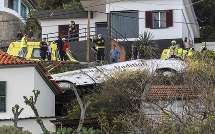 Pelo menos 29 mortos confirmados em despiste de autocarro na Madeira