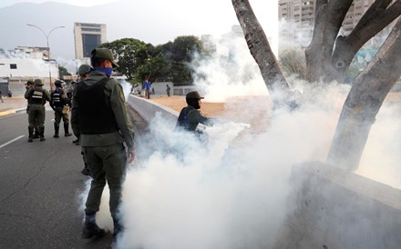 Venezuela: Governo português recomenda prudência nas próximas horas 