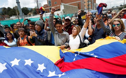 Pelo menos 69 feridos nos protestos em Caracas