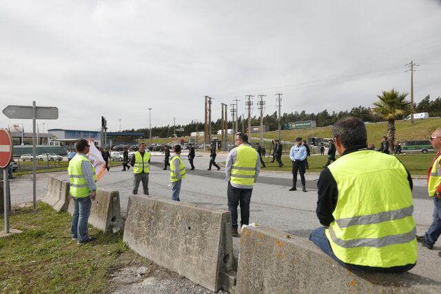 Motoristas de matérias perigosas marcam greve a partir de dia 23