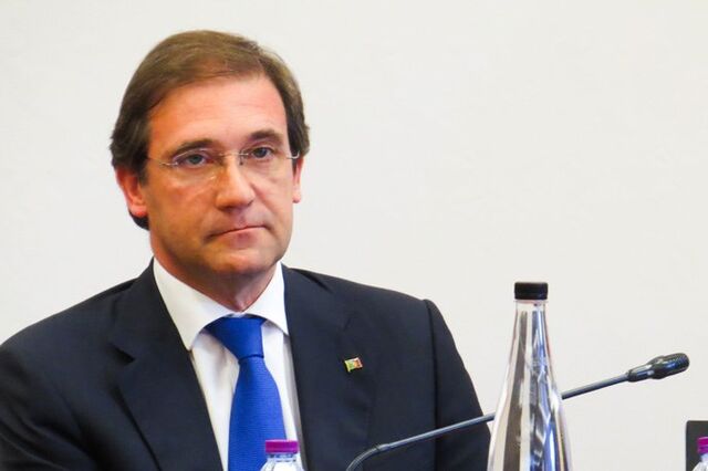 Passos Coelho critica 'passa-culpas' de Governo e 'fuga às responsabilidades'