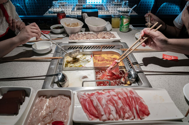 Casal aumenta fortuna em 5 mil milhões este ano a vender comida chinesa