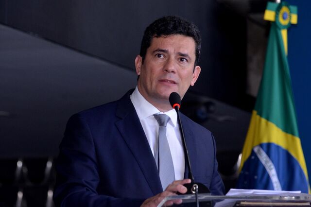 Ministro brasileiro Sérgio Moro responde a Sócrates: 'Não debato com criminosos'