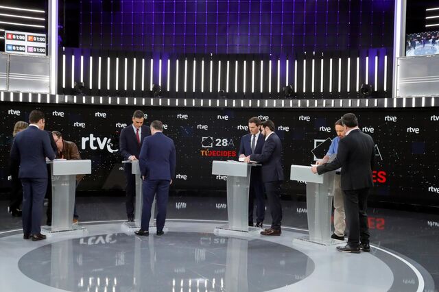Espanha: Partidos vão a votos mas a luta é entre a esquerda e a direita