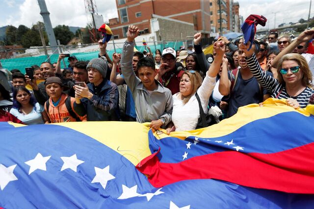 Pelo menos 69 feridos nos protestos em Caracas