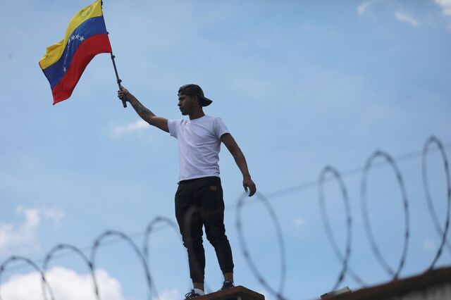 Venezuela: Salário mínimo vai aumentar 375% e o subsídio de alimentação 600%