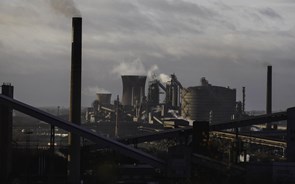 British Steel à beira da falência põe em risco 25 mil empregos no Reino Unido