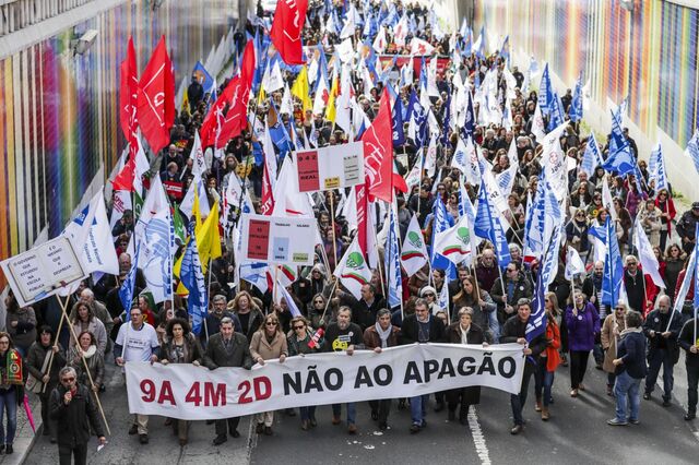 Sindicatos esperam milhares de professores na rua 