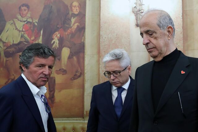 Berardo pede saída das câmaras e fotógrafos na audição da CGD para 'proteger imagem'