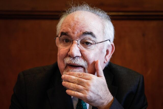 Governo quer alargar “pensões provisórias” como resposta aos 50 mil pedidos pendentes