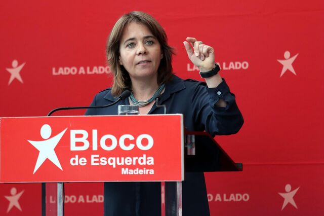 Líder do Bloco de Esquerda: 'PS já teve sete posições' sobre Lei de Bases da Saúde 