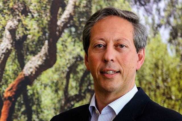 Corticeira Amorim compra por cinco milhões mais 10% da francesa Bourrassé 