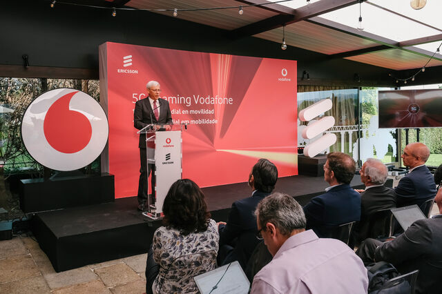 5G passa teste na fronteira. Em Portugal licenças travam