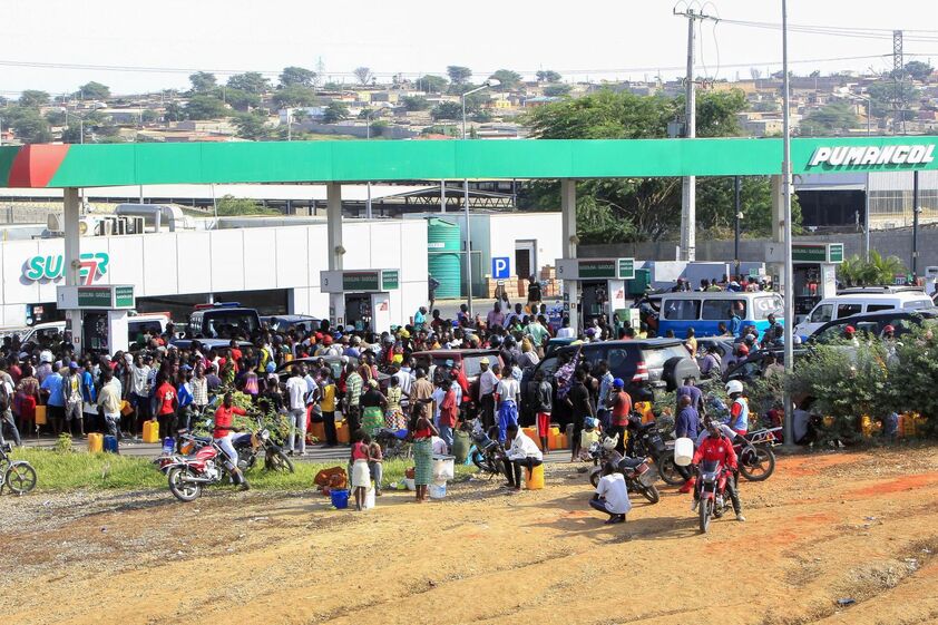 luanda angola gasolina gasoleo combustiveis filas