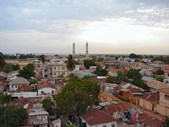 Banjul, na Gâmbia, em África, avançou duas posições. É agora a quinta cidade mais barata do mundo.