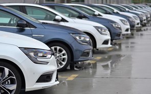 Confiança da indústria automóvel alemã cai em agosto por falta de 'chips'