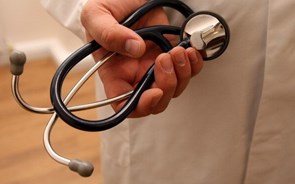 Subsídio de risco prometido com o Orçamento do Estado ainda não chegou aos profissionais de saúde