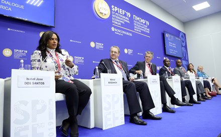 Isabel dos Santos pede mais investimento da Rússia em África