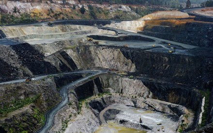 Governo nega assinatura de 14 contratos de exploração de minerais