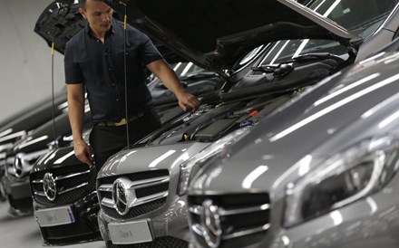 'Campeões' do diesel BMW e Mercedes imunes à mudança