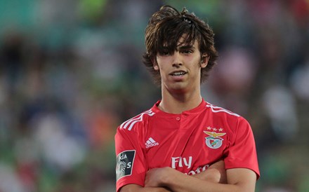 Benfica oficializa saída de João Félix e encaixa 108 milhões