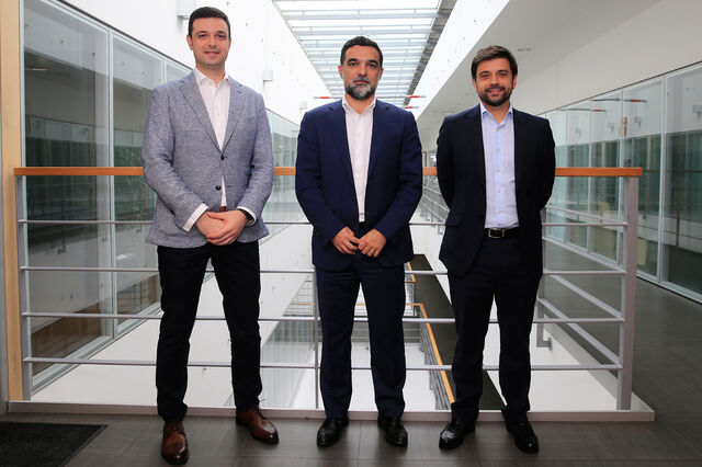 Automóvel obrigado a jogar em muitos tabuleiros