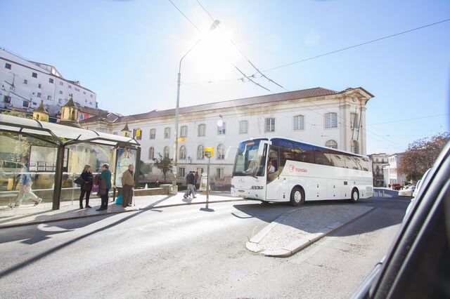 Nova rede com 439 linhas prevista no concurso público dos autocarros da AM Porto