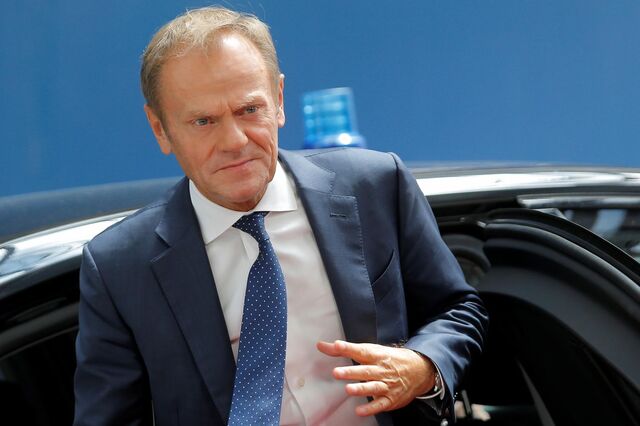 Tusk vai propor Timmermans para a Comissão, mas holandês pode enfrentar minoria de bloqueio