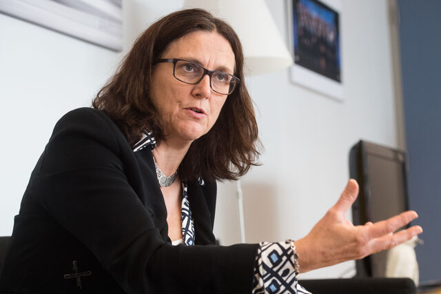 Cecilia Malmström: 'Cabe a Portugal decidir a que investimento chinês dizer não'