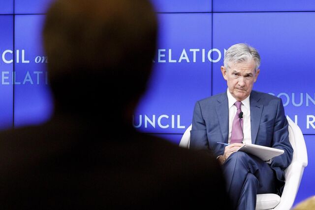 Powell destaca riscos para a economia e renova expectativas de corte nos juros