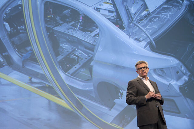 BMW prevê carregamentos elétricos sem problemas em cinco anos 
