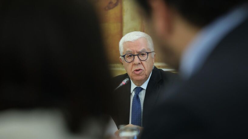 EuroBic põe fim a relação comercial com entidades lideradas por Isabel dos Santos